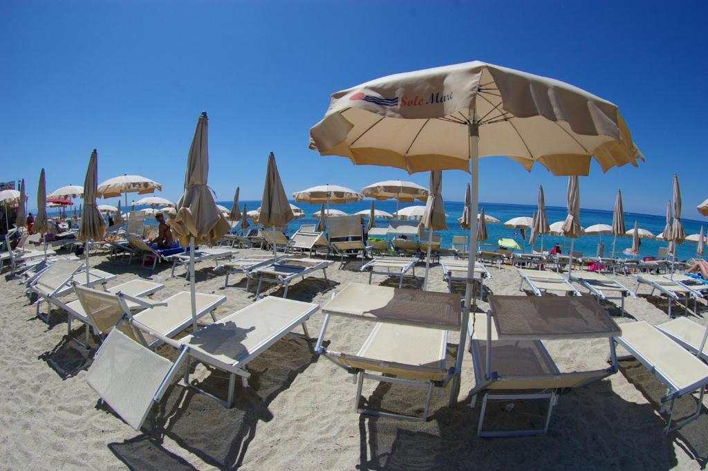 Solemare Club Village カーポ・ヴァチカーノ エクステリア 写真